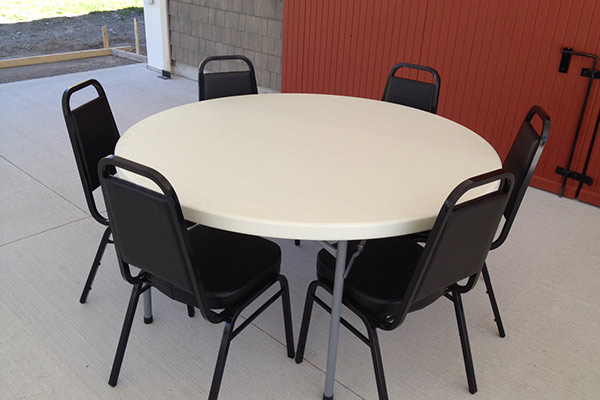 round table and chairs top view
